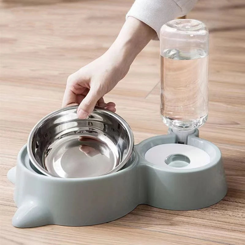 Integrated Water Bottle Feeder