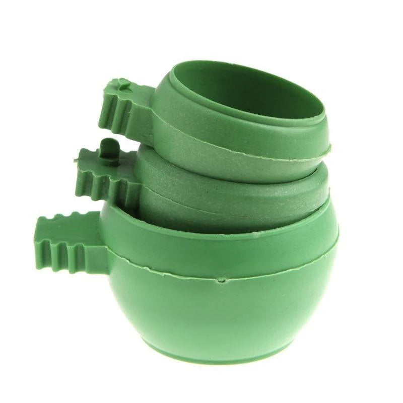 Green Clip-On Bird Feeder